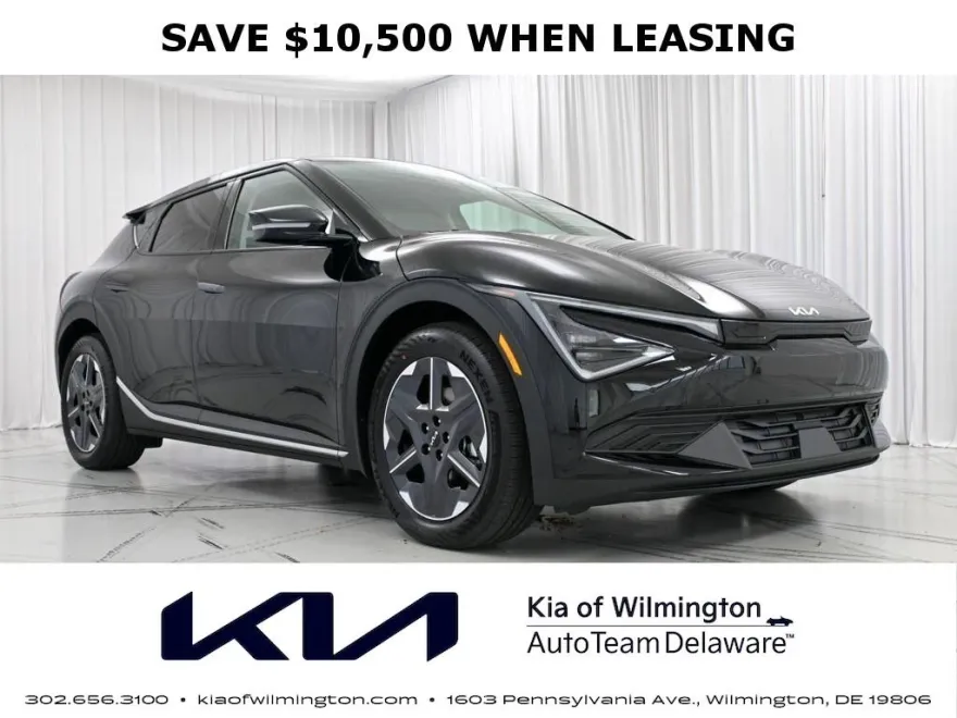 2025 Kia EV6 Light photo 1
