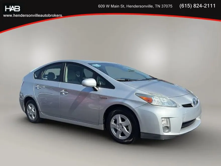 2010 Toyota Prius Two photo 1
