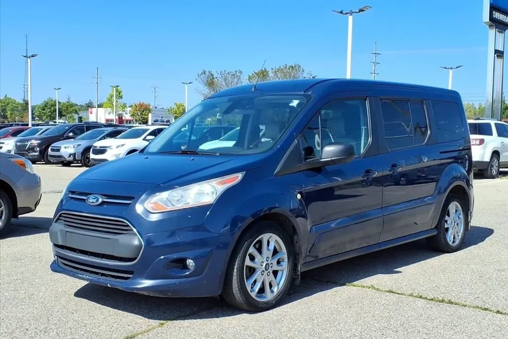 2014 Ford Transit Titanium photo 1