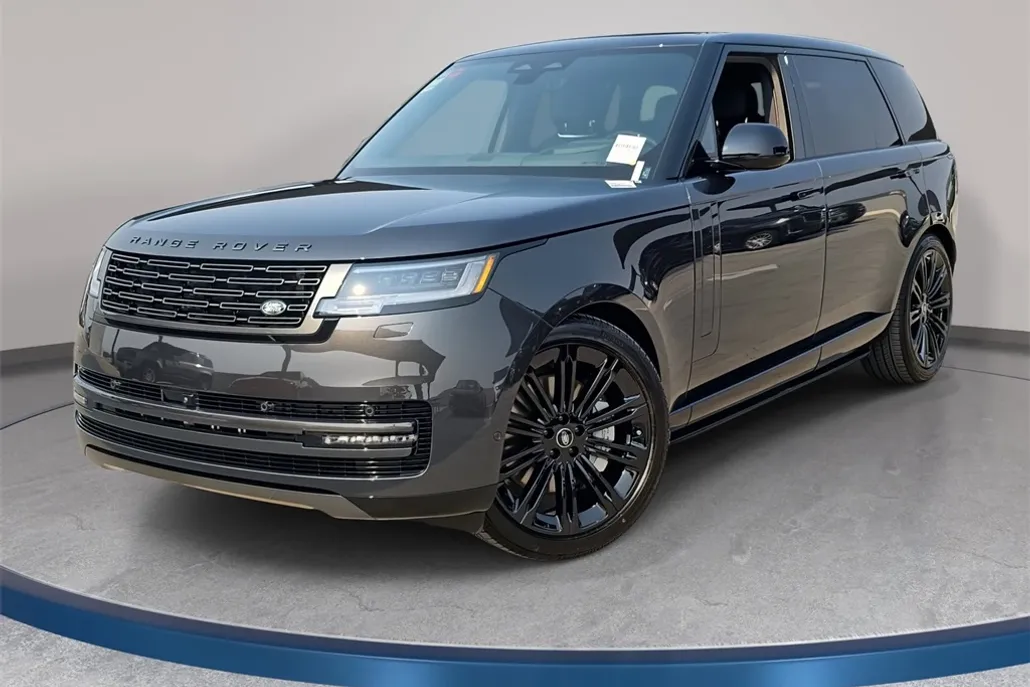 2025 Land Rover Range Rover SE photo 1