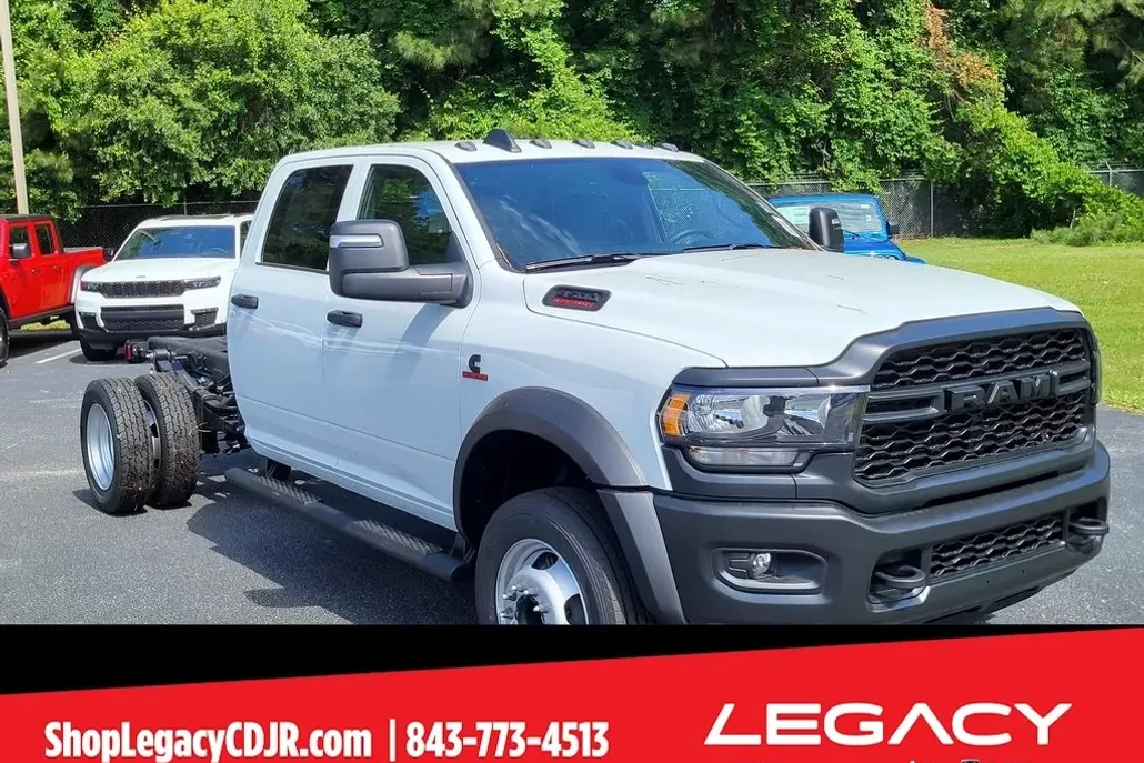2024 Ram 4500 Tradesman photo 1