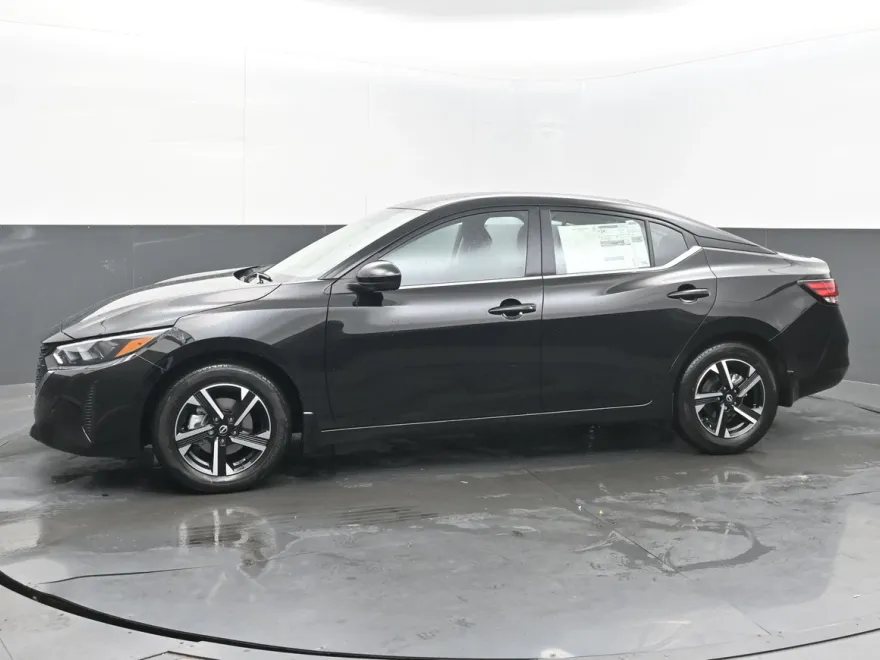 2025 Nissan Sentra SV photo 1