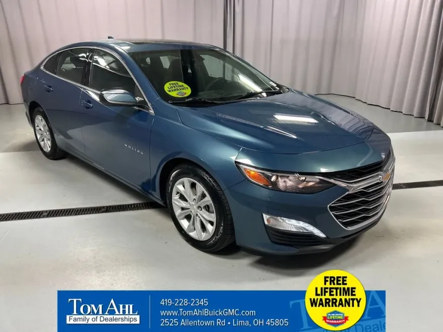 2024 Chevrolet Malibu 1LT photo 1