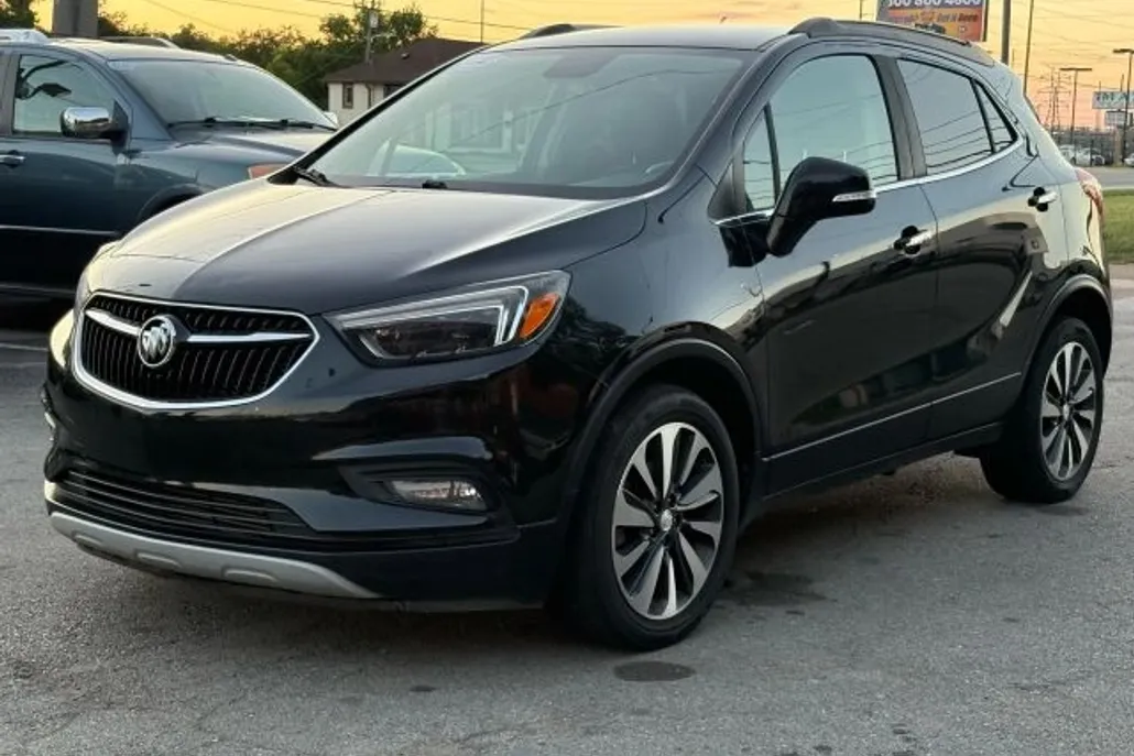 2018 Buick Encore Essence Sport photo 1