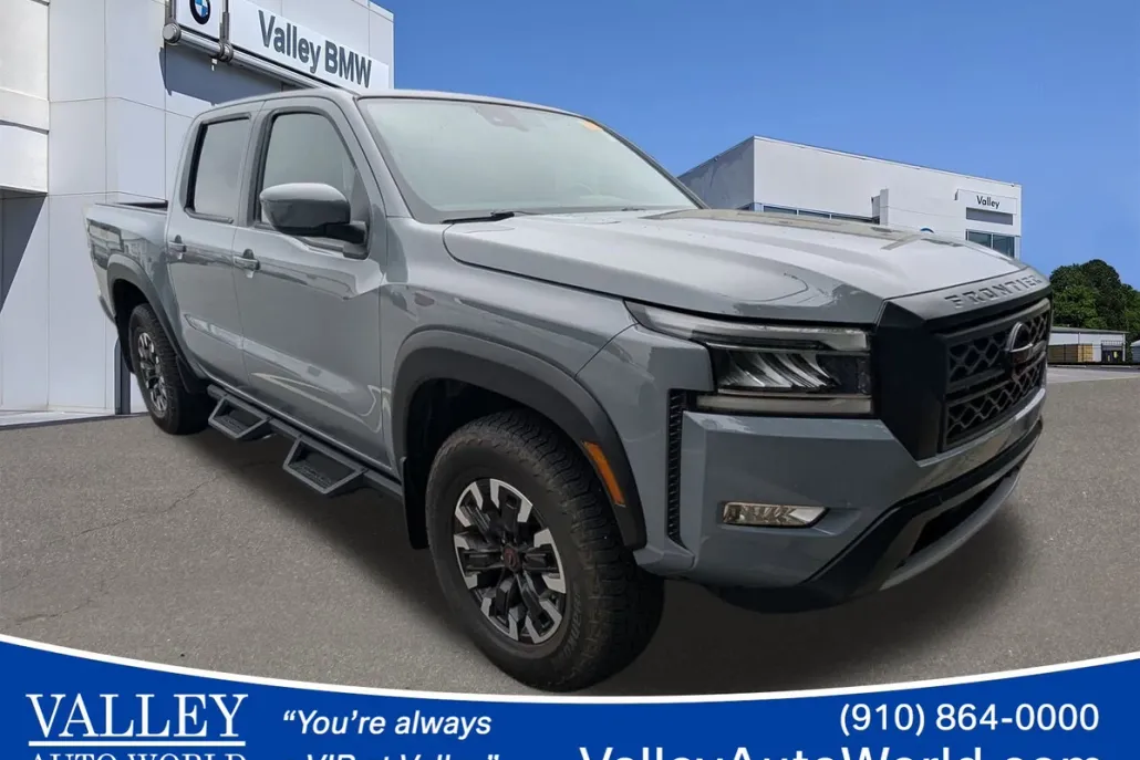 2024 Nissan Frontier PRO-4X Crew Cab photo 1