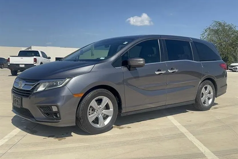 2019 Honda Odyssey EX-L photo 1