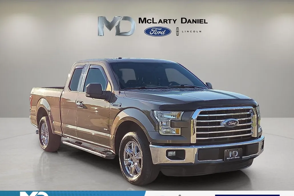 2015 Ford F-150 XLT photo 1