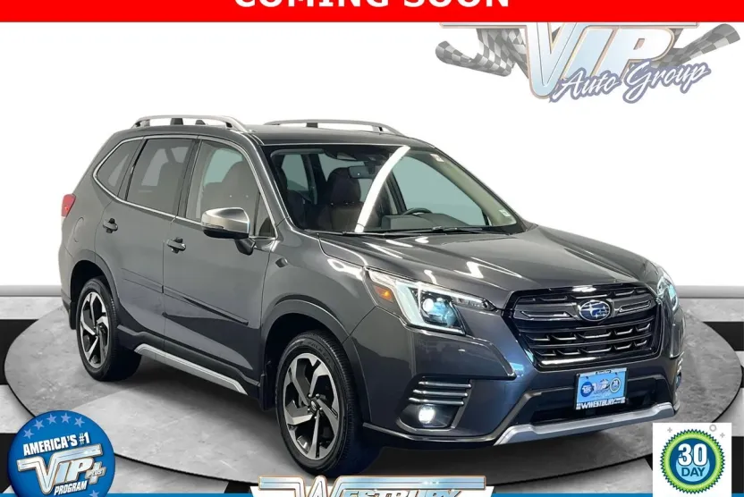 2022 Subaru Forester Touring photo 1