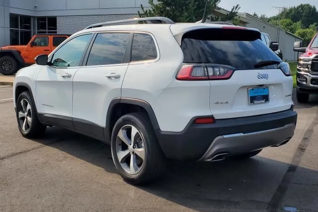 2022 Jeep Cherokee Limited photo 1