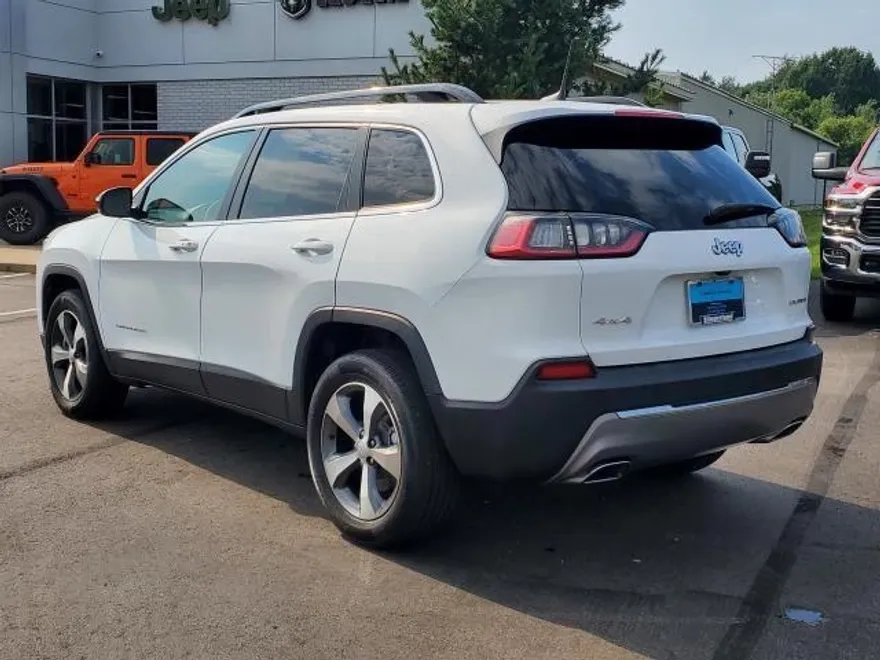 2022 Jeep Cherokee Limited photo 1