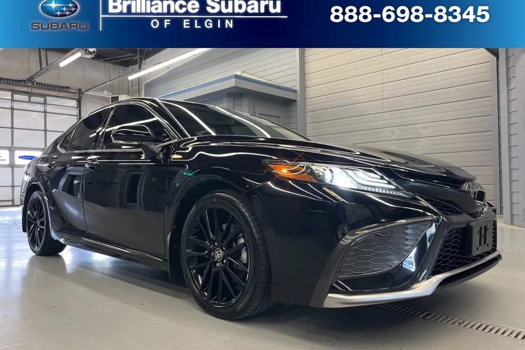 2021 Toyota Camry XSE V6 photo 1