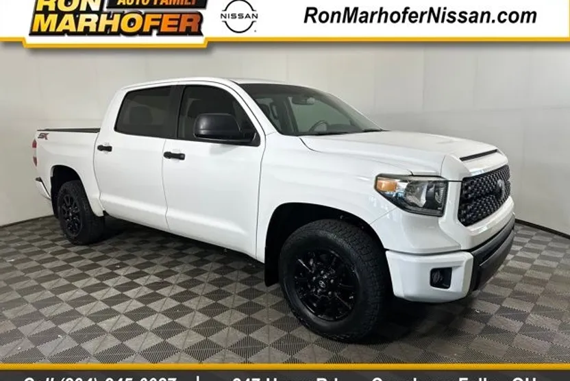 2020 Toyota Tundra SR5 CrewMax photo 1