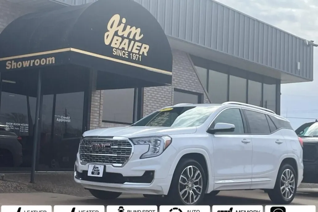 2022 Gmc Terrain Denali photo 1