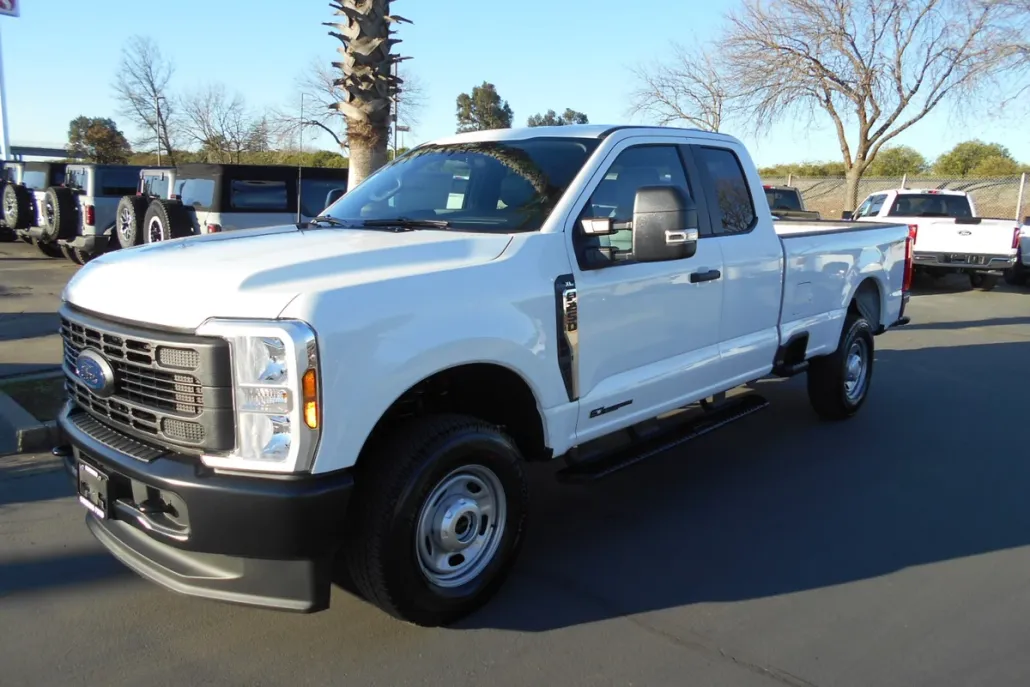 2025 Ford F-250 XL photo 1
