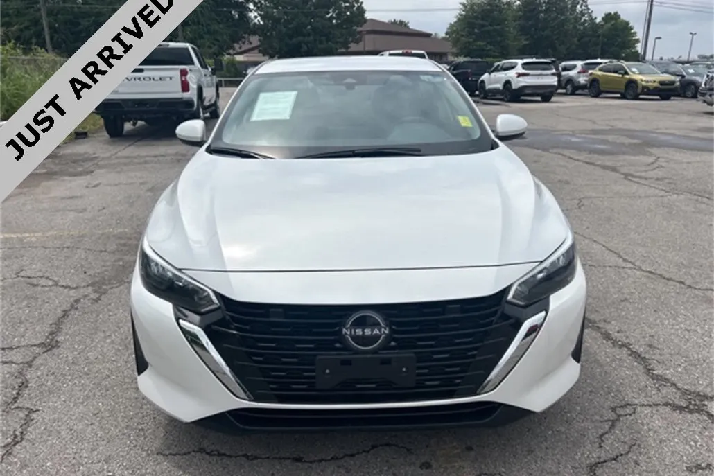 2025 Nissan Sentra S photo 1