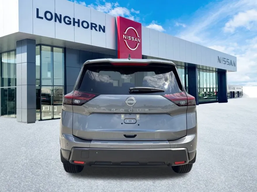 2026 Nissan Rogue SV photo 1