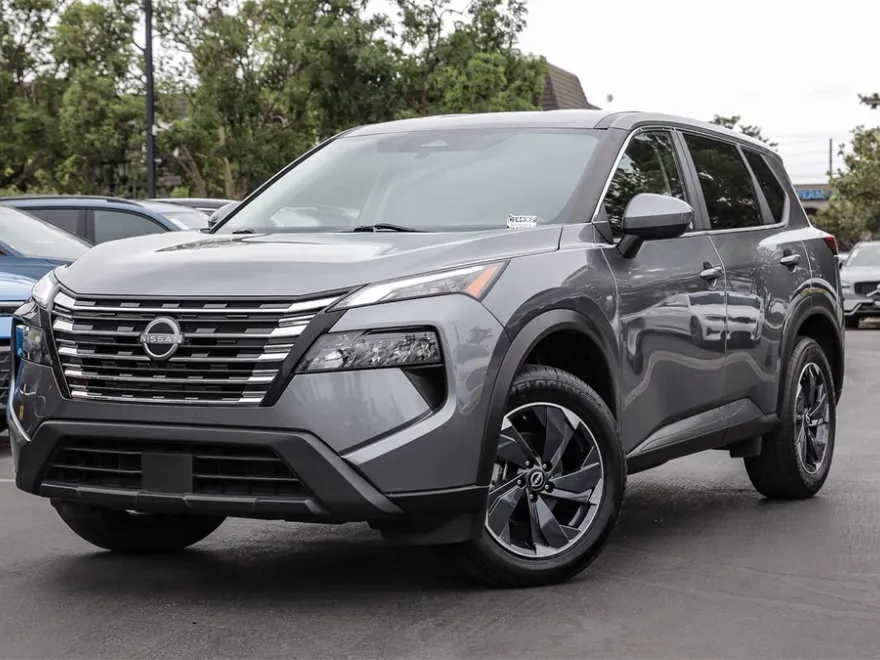 2024 Nissan Rogue SV photo 1