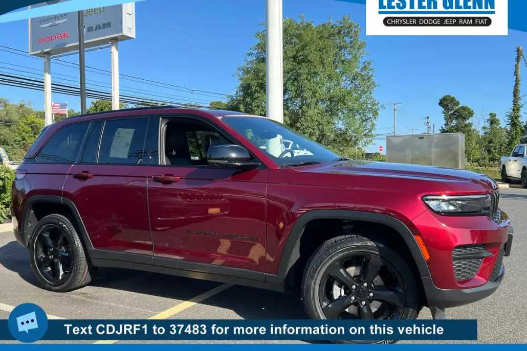 2023 Jeep Grand Cherokee Altitude photo 1