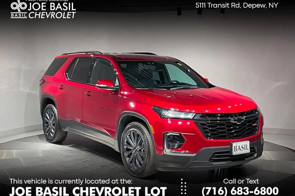 2023 Chevrolet Traverse RS photo 1