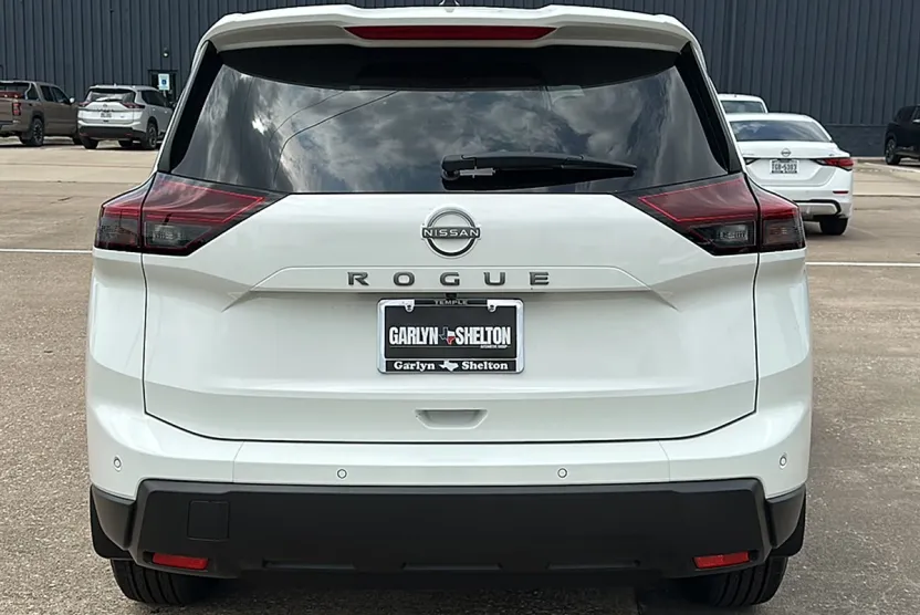 2026 Nissan Rogue S photo 1