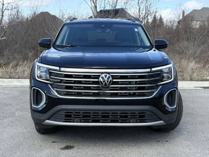 2024 Volkswagen Atlas SE Technology photo 1