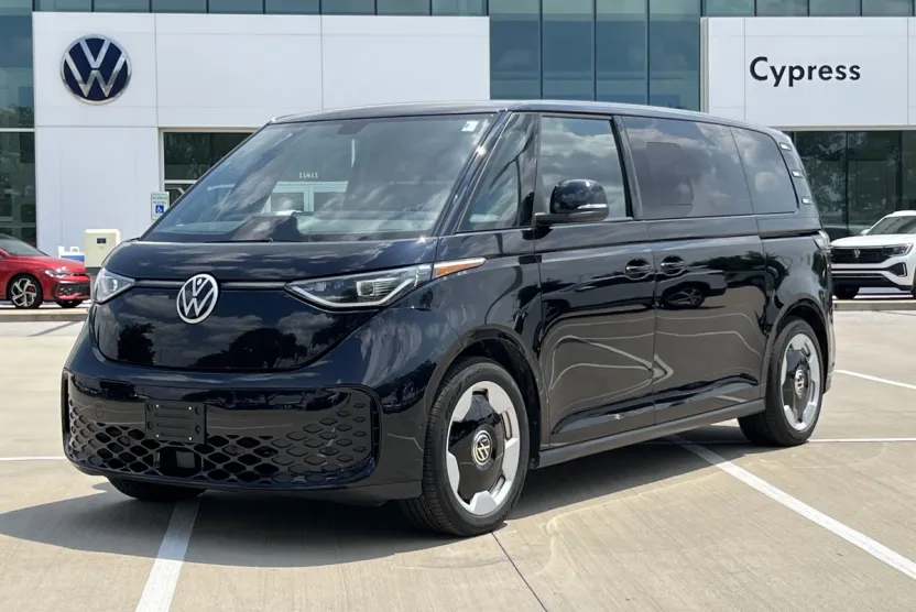 2025 Volkswagen ID. Buzz Pro S photo 1