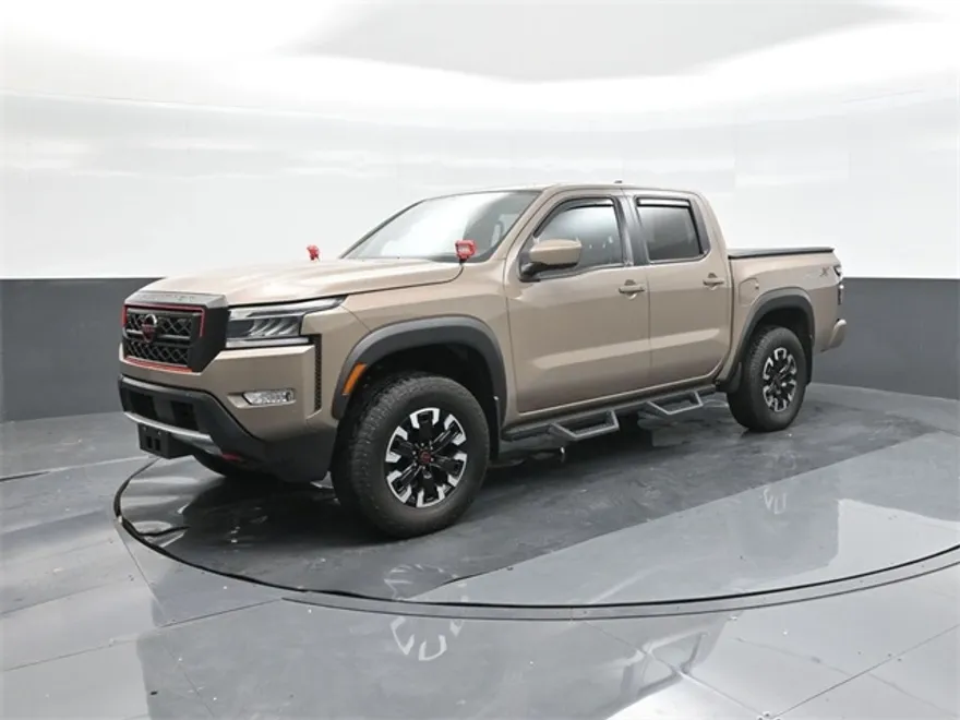 2024 Nissan Frontier PRO-X photo 1