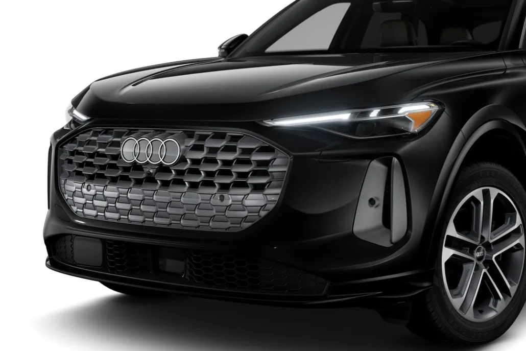 2025 Audi Q5 Premium Plus photo 1