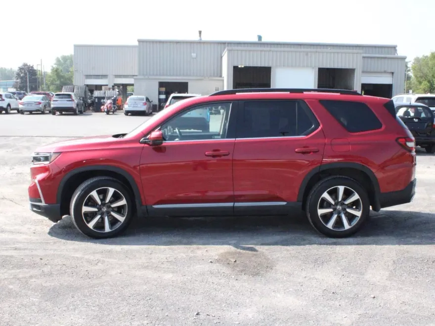 2023 Honda Pilot Elite photo 1