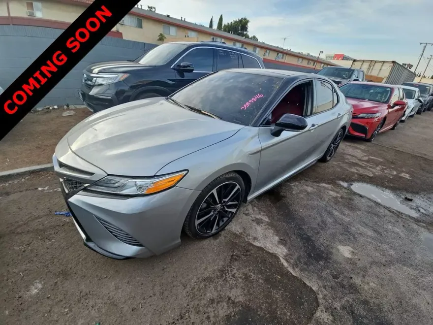 2020 Toyota Camry XSE photo 1