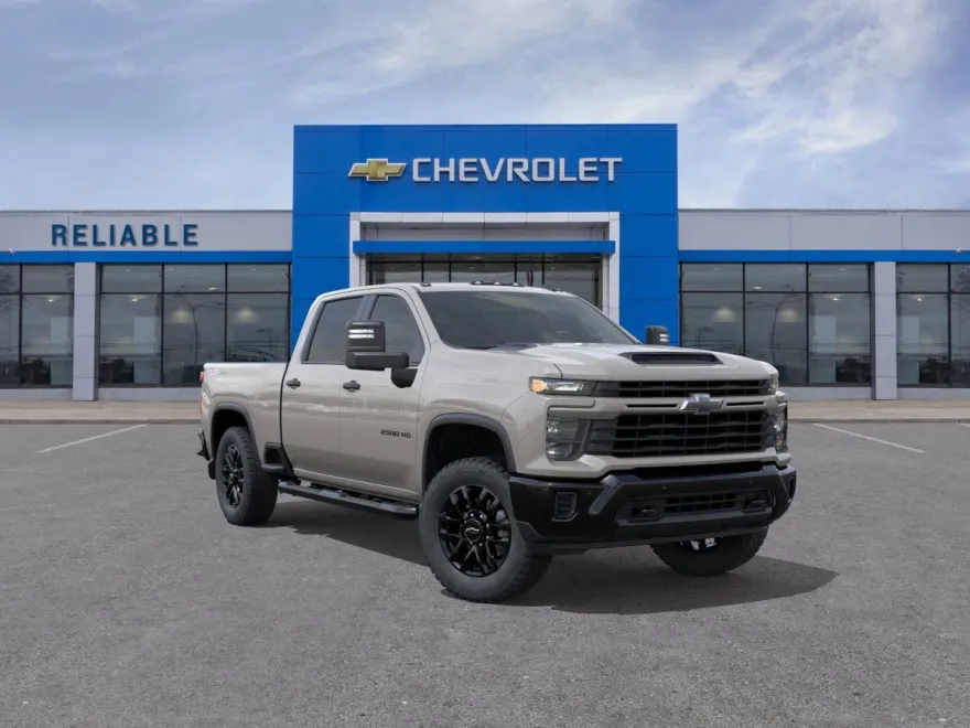 2026 Chevrolet Silverado 2500HD Custom photo 1