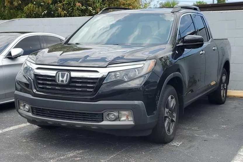 2017 Honda Ridgeline RTL-E photo 1
