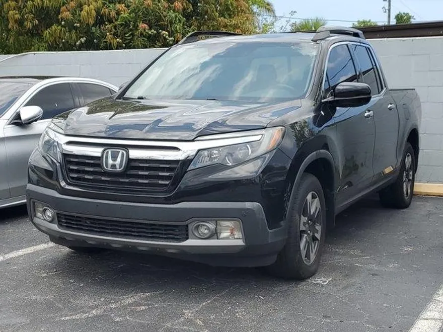 2017 Honda Ridgeline RTL-E photo 1