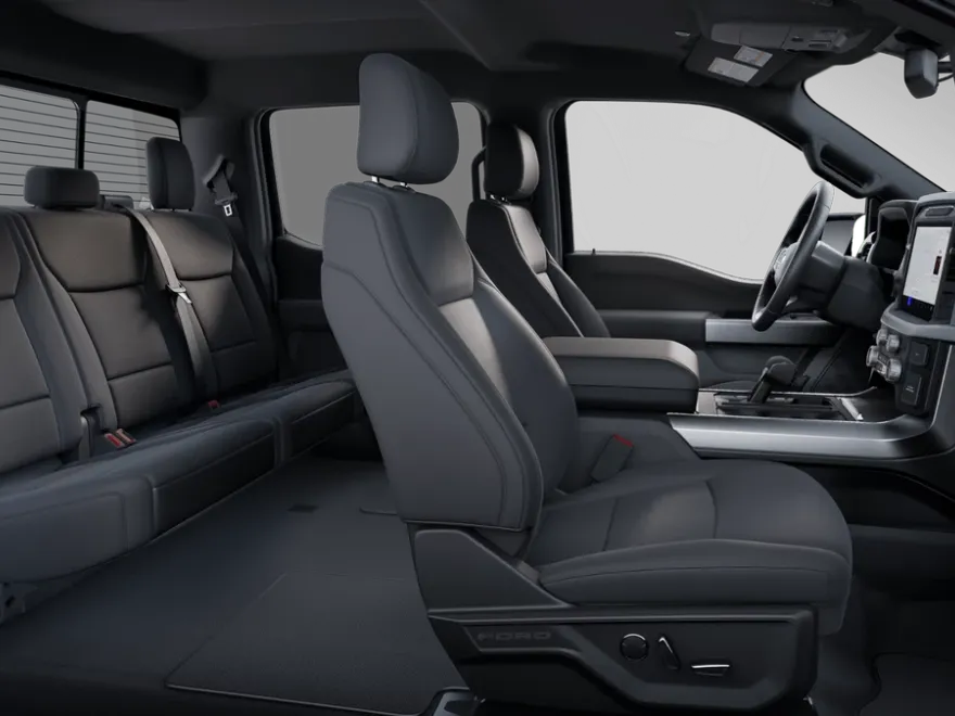 2025 Ford F-150 XLT photo 6