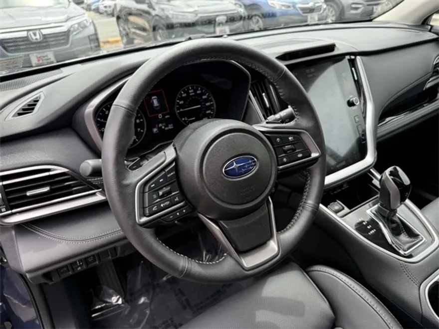 2025 Subaru Outback Limited XT photo 1