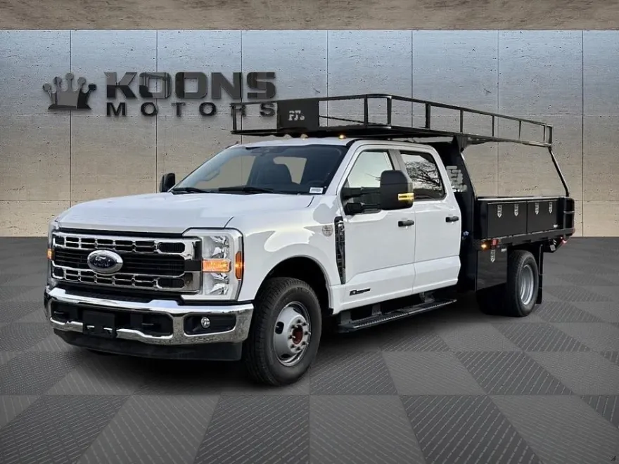 2024 Ford F-350 photo 1
