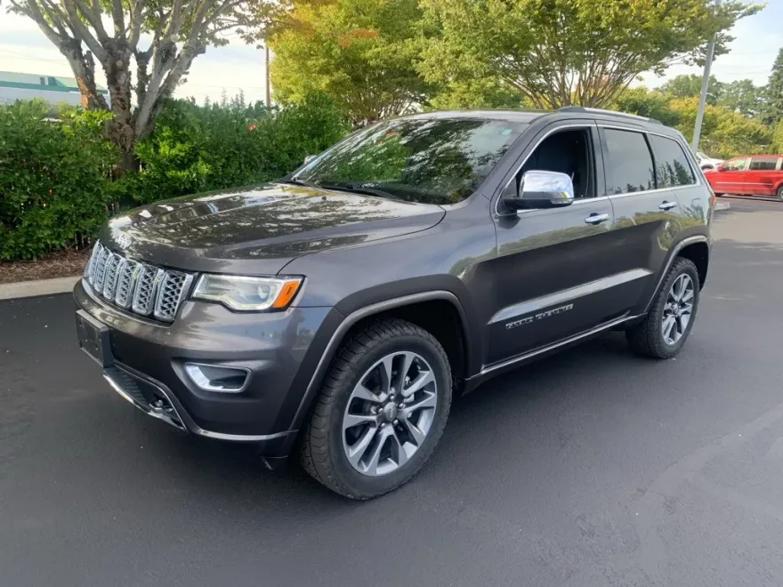 2017 Jeep Grand Cherokee Overland photo 1