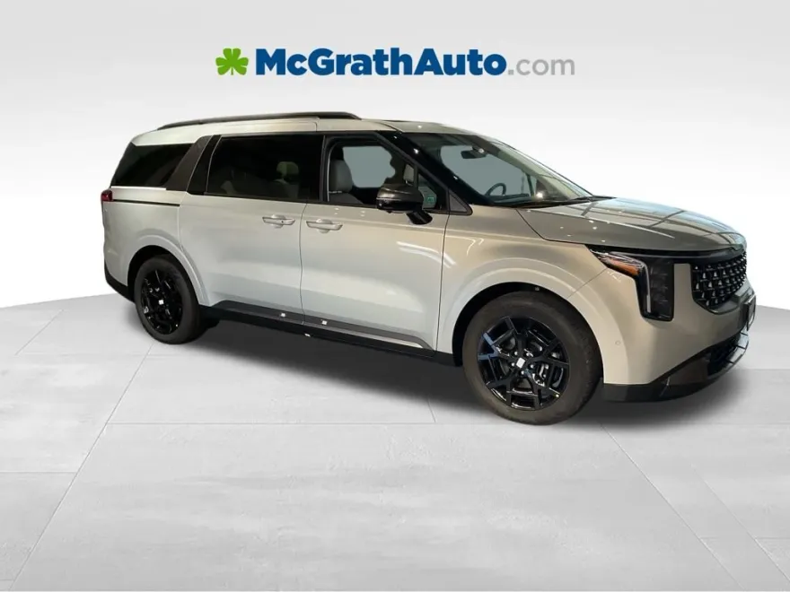 2026 Kia Carnival SX photo 1