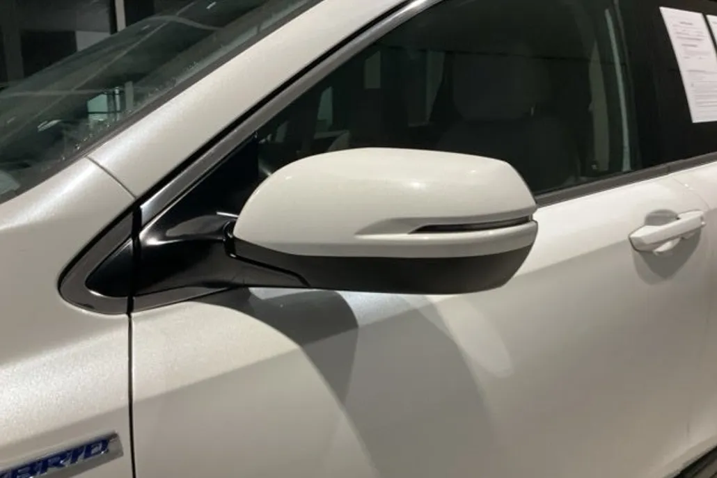2022 Honda CR-V Hybrid EX-L photo 1