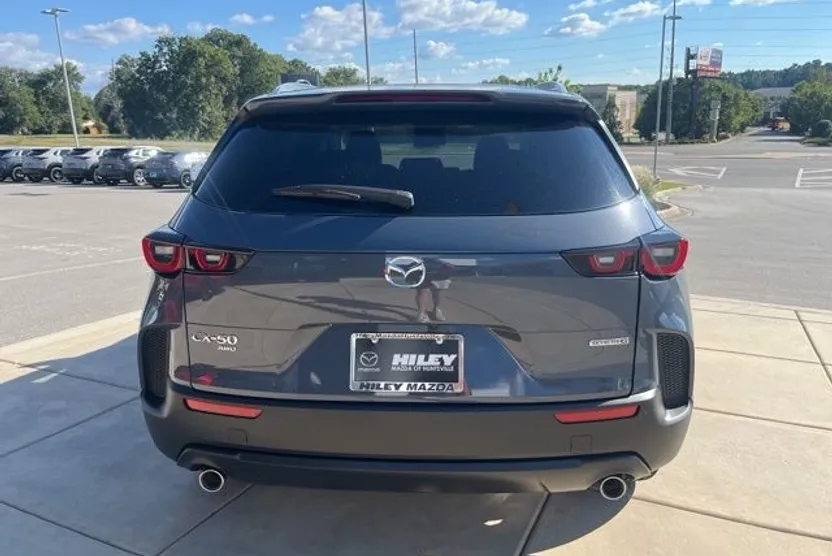2025 Mazda CX-50 2.5 S Preferred photo 1