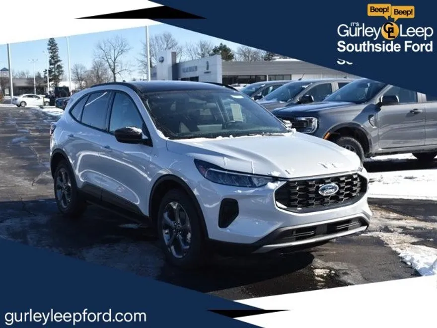 2025 Ford Escape ST-Line photo 1