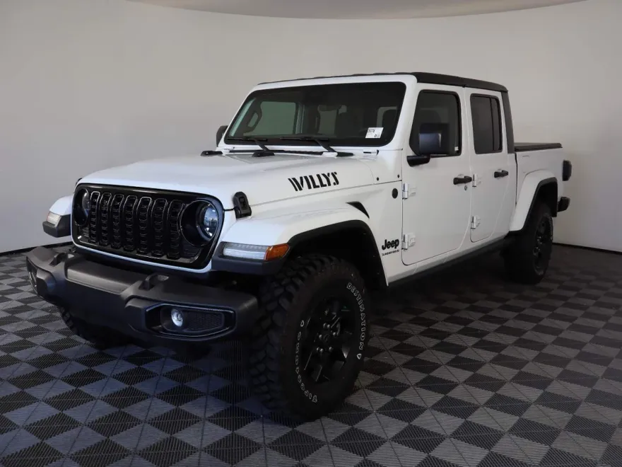 2024 Jeep Gladiator Willys photo 1