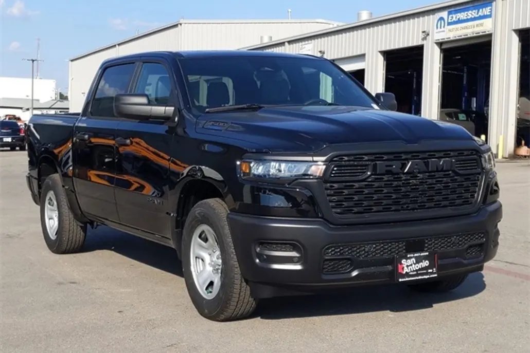 2025 Ram 1500 Tradesman photo 1
