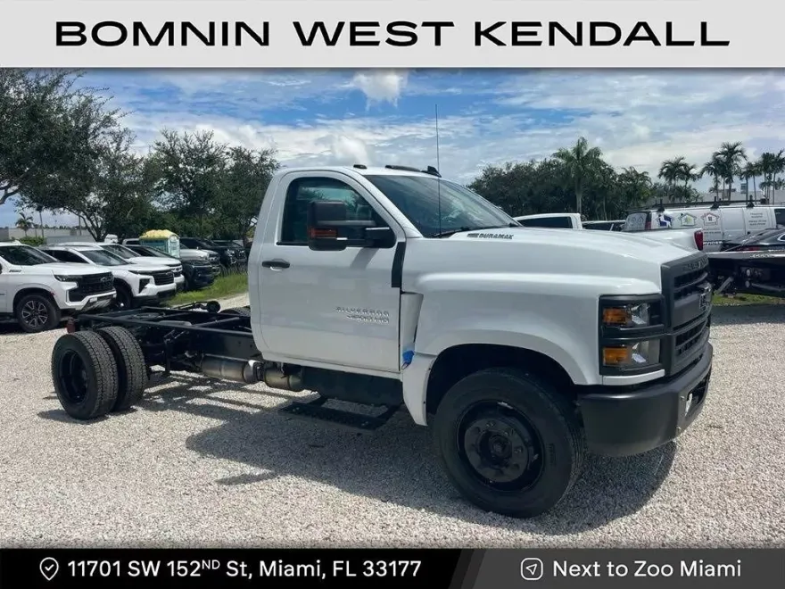 2024 Chevrolet Silverado 4500HD Work Truck photo 1