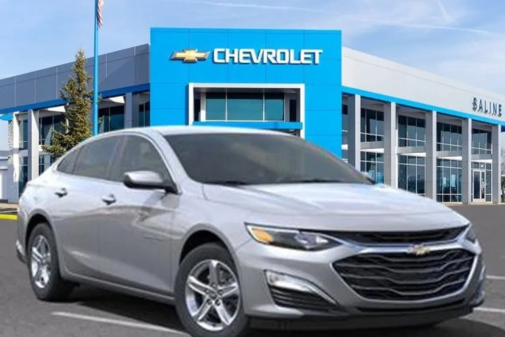 2025 Chevrolet Malibu LS photo 1