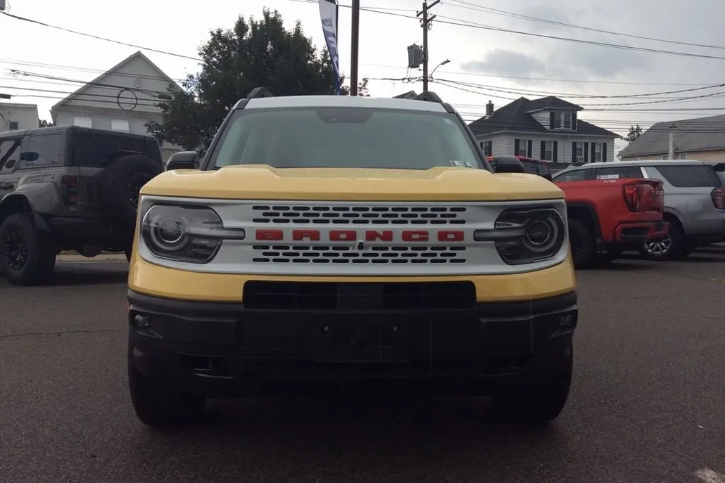 2023 Ford Bronco Sport Heritage photo 1