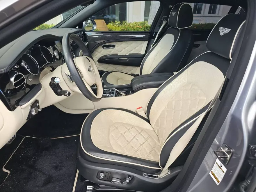 2016 Bentley Mulsanne Speed photo 1