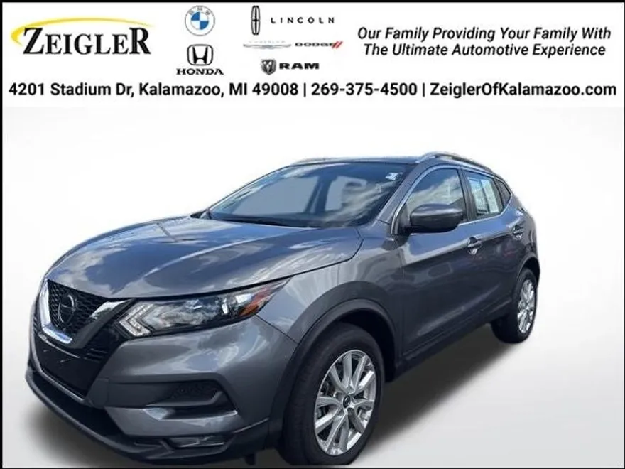 2022 Nissan Rogue SV AWD photo 1
