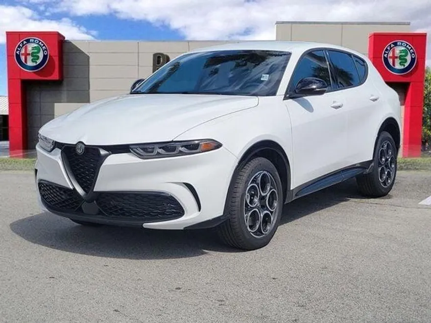 2025 Alfa Romeo Tonale photo 1