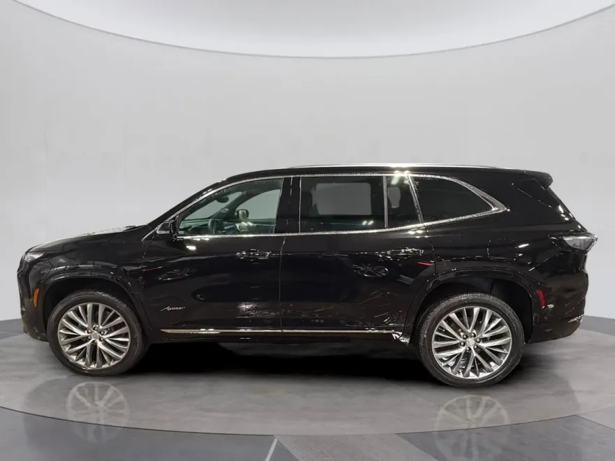 2026 Buick Enclave Avenir photo 1